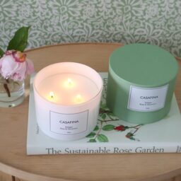 Rose & Geranium Triple-Wick Scented Candle - thumbnail 5