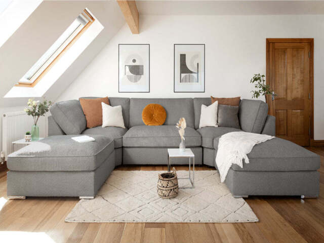 Inga Fullback  U-Shape Corner Sofa: Modern, Comfortable, Spacious Seating Solution - image 1