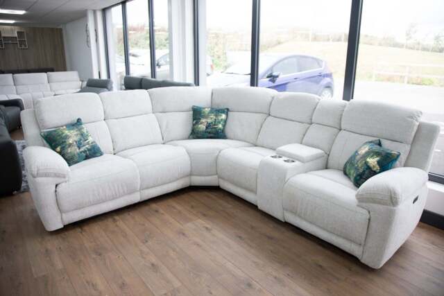 Owen Luxurious Electric Recliner Corner Sofa - Beige