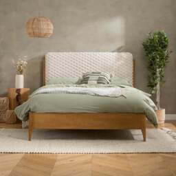 Hatti Double Bed