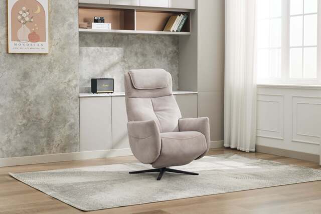 Rowden Swivel Chair With Massage Oyster - image 1