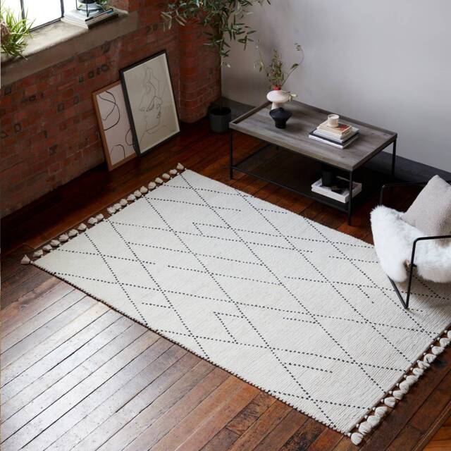 Nepal 200x290cm Cream/Black Linear Rug Rug - image 1
