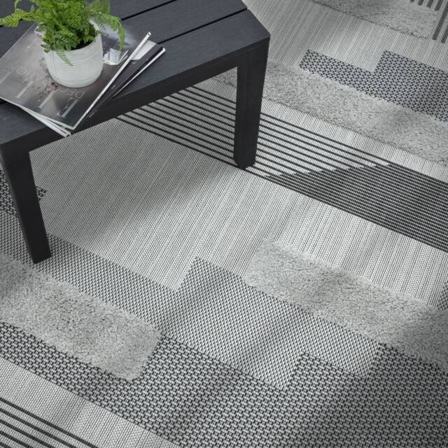 Monty 160x230cm MN05 Black/Grey Geometric Rug - image 1