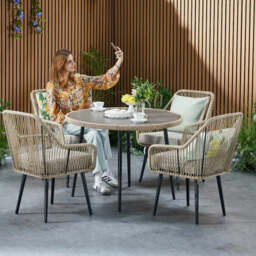 Malta 4 Seater Rope Garden Dining Set with Round Table - thumbnail 3