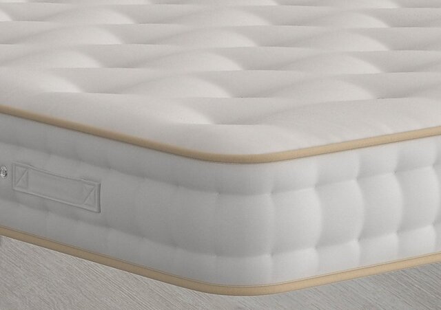 The Handmade Bed Company - Boutique Ortho Mattress - King Size - Bedroom Furniture - In Time for Christmas