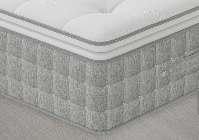 Village Luxury 4850 Mattress - King Size