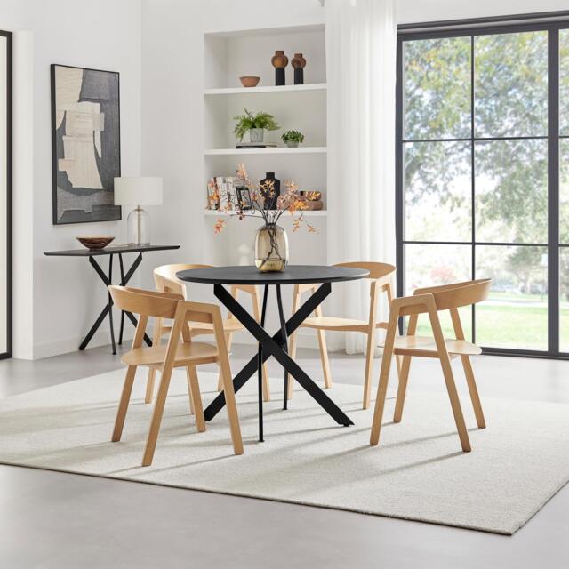 Novara 100cm Black Top Round Dining Table & 4 Oak Masa Chairs - image 1