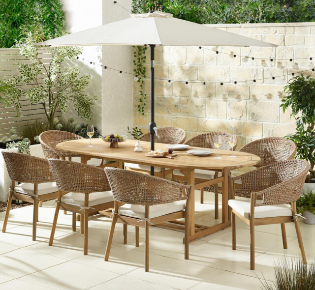 Hamburg & Asa Wood 8 Seat Extending Table Garden Dining Set - image 1