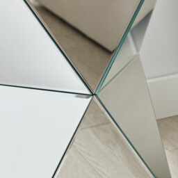Diamond Mirror Side Table - thumbnail 4