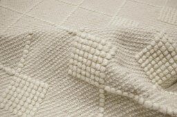 Maeve Cream Diamond Pattern Wool Rug - thumbnail 4