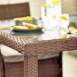 Furniturebox Barbados Beige 4 Seat Garden Dining Set, Rattan in Beige/Cream - Size: 100x74x100 cm - thumbnail 3