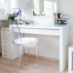 "Fusion Living Crystal Clear Ghost Style Plastic Victoria Dining Chair "