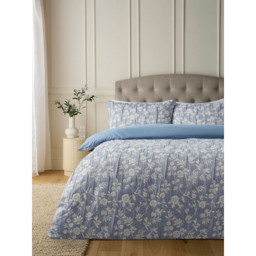 Blue & White Trailing Floral Matelassé Microfibre Duvet Set