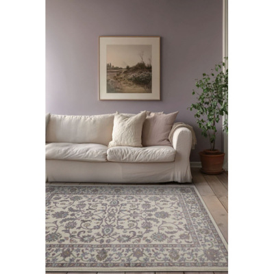 maker Ivory Vision Traditional Border Rug
