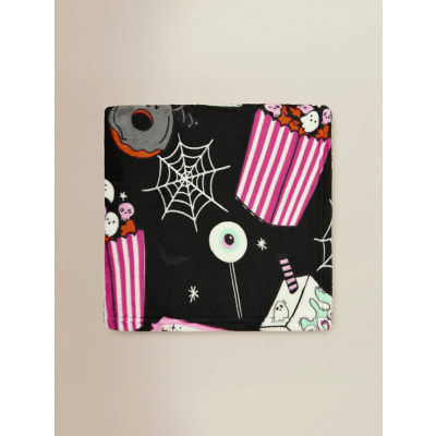 Black & Pink Halloween Snacks Super-Soft Throw - 120 x 150 cm