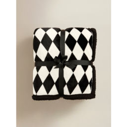 Harlequin Sherpa Throw - 150 x 120cm