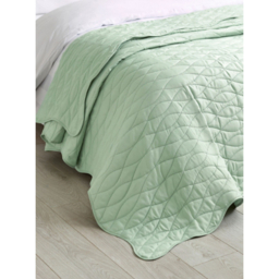 Catherine Lansfield Green Scallop Waves Quilted Bedspread - 240 x 260cm