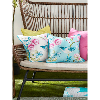 D & D Amelle Outdoor Filled Cushion