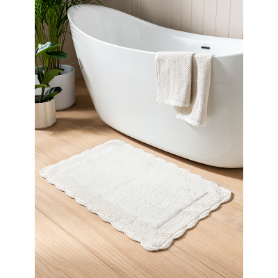 Stacey Solomon Cream Crochet Scallop Edge Bath Mat
