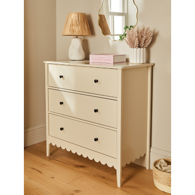 Cream Scallop Chest of 3 Drawers
