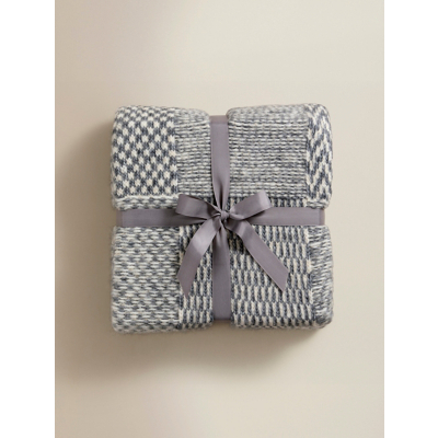 Herringbone Throw - 150 x 120cm