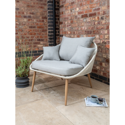 Nerja Rattan Garden Cuddle Chair
