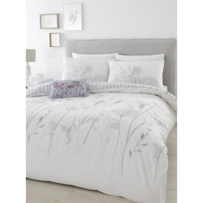 Catherine Lansfield White Meadowsweet Floral Duvet Set