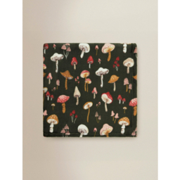 Toadstool Super-Soft Throw  - 120 x 150 cm