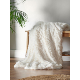 Catherine Lansfield Cream Cuddly Blanket Throw - 150 x 200cm