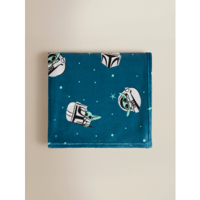 Star Wars The Mandalorian Blue Fleece Blanket - 120cm x 150cm