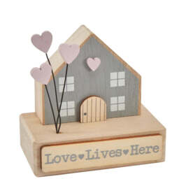 Family Gift - Love Lives Here - House Plinth - thumbnail 2