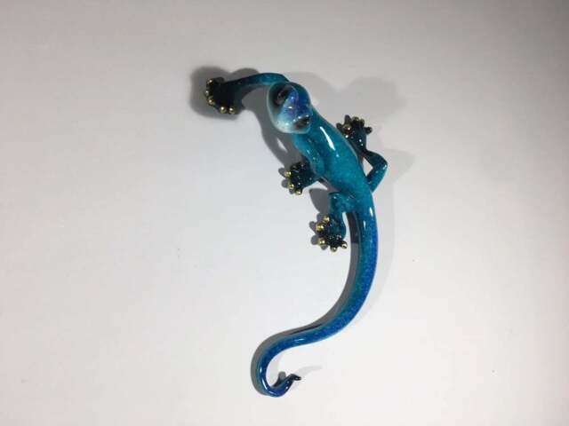 Blue Gecko Wall Decor - Small - image 1