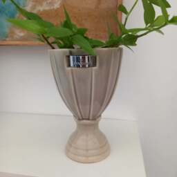 Rosalin Chateau Pedestal Vase - thumbnail 3