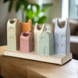 Multi Colour 6 Ceramic Houses On Plaque Vase - thumbnail 3
