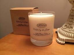 Scented Candle 30cl - Fresh - Wild Fig & Grape - thumbnail 2