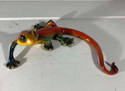 Red Gecko Family Wall Decor - Mummy