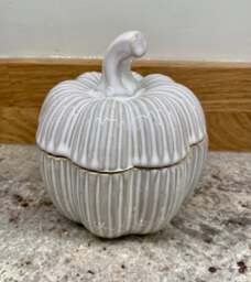 Ceramic Pumpkin Pot with Lid - thumbnail 2