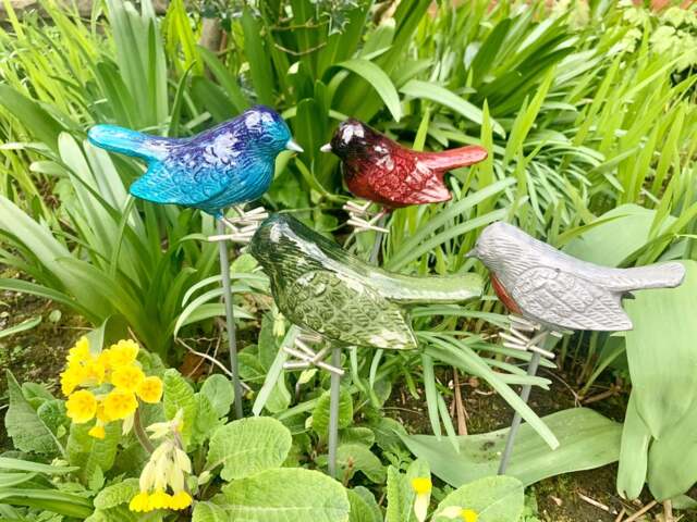 Garden Robin on Stake - Brushed Metal Bird - AluminArk Collection - 4 Colours - image 1