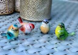 Garden Birds Set of 4 - Colourful Mini Garden Bird Statues - thumbnail 2