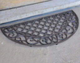 Cast Iron Door Mat - Parisian - thumbnail 3