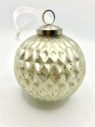 Traditional Christmas Bauble Set - Matt Silver Honeycomb - Heirloom Collection - thumbnail 2