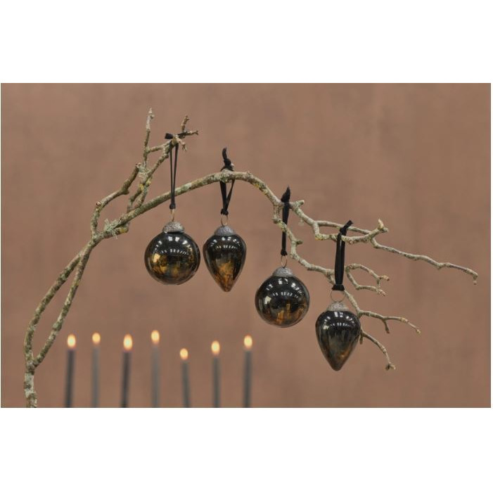 Set of 4 Aged Amber and Black Danoa Baubles