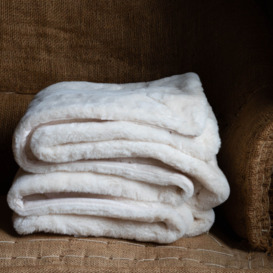 Graham and Green Ivory Faux Fur Throw - thumbnail 2