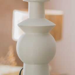 Graham and Green Delmare Cream Table Lamp - thumbnail 3