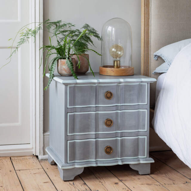 Graham and Green Ile De Re Bedside Table - image 1