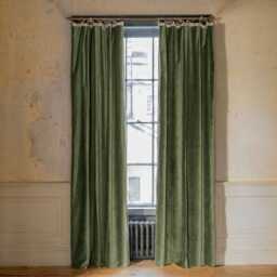 Graham and Green Olive Velvet Curtain - 140 x 270cm - thumbnail 1