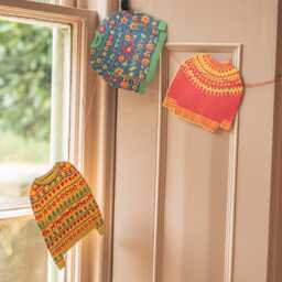 Graham and Green Christmas Jumpers Garland - thumbnail 2