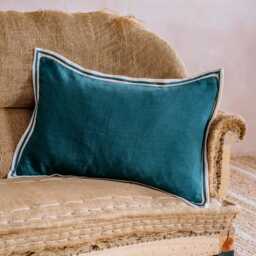 Graham and Green Gabrieli Dusty Pink Linen Rectangular Cushion - thumbnail 5