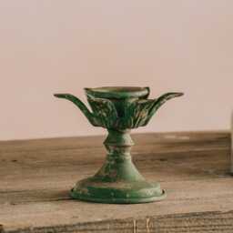 Graham and Green Green Iron Leaf Small Candle Holder - thumbnail 2