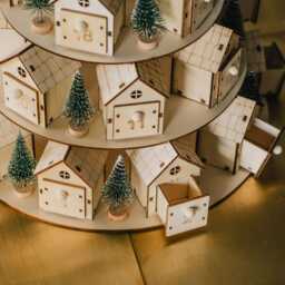 Graham and Green Tiered Village Advent Calendar - thumbnail 4